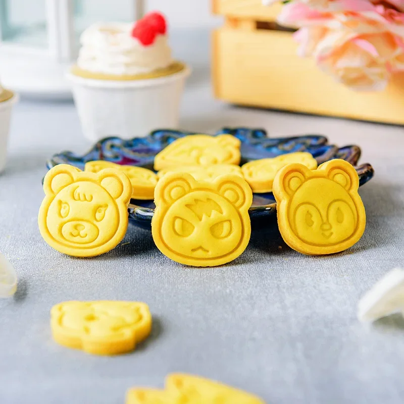 قالب تقطيع الكعك والبسكويت على - مراجعة Kitchen Baking وسعره